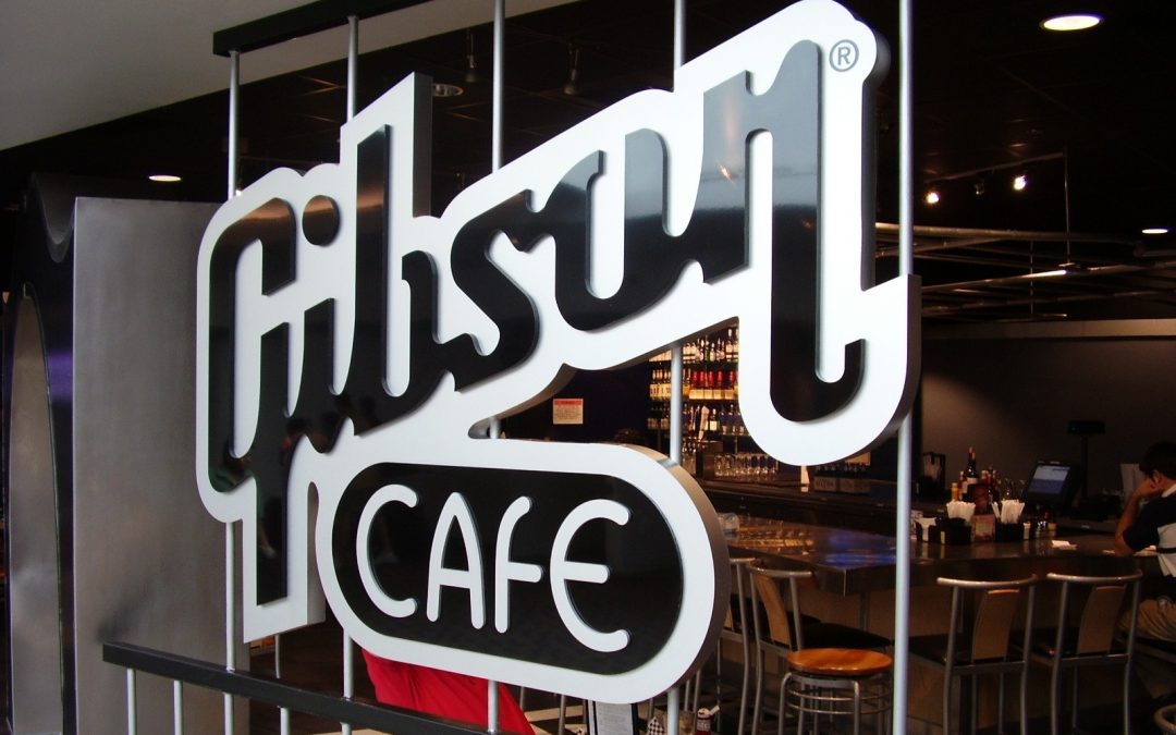 Dimensional Letters and Graphics